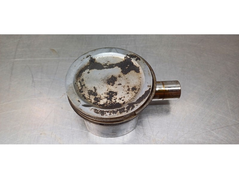 Recambio de piston para ford s-max (ca1) titanium referencia OEM IAM 1371709 6M5G6K100AC1  Recambio de piston para ford s-max (ca1) titanium referencia OEM IAM 1371709 6M5G6K100AC1