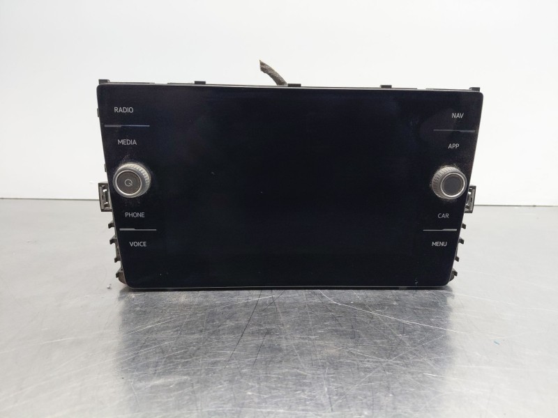 Recambio de pantalla multifuncion para volkswagen polo life referencia OEM IAM   