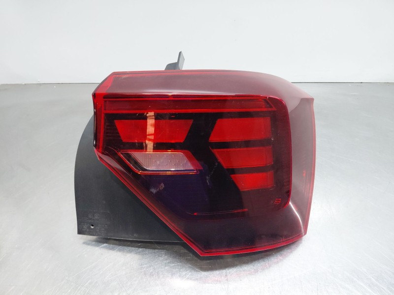 Recambio de piloto trasero derecho para volkswagen polo life referencia OEM IAM   