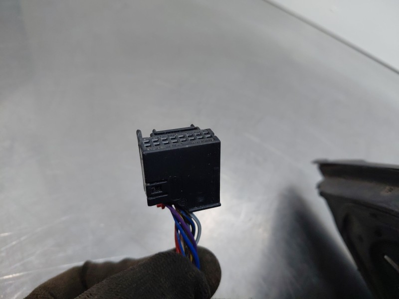 Recambio de retrovisor derecho para volkswagen polo life referencia OEM IAM   