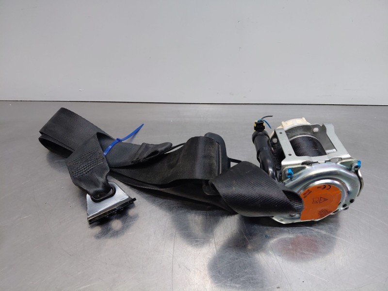 Recambio de cinturon seguridad trasero derecho para volkswagen polo life referencia OEM IAM   