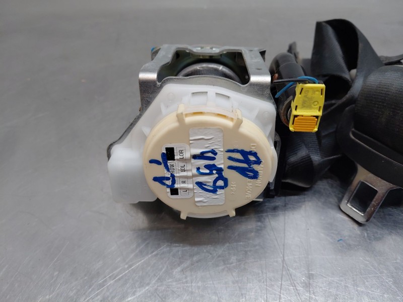 Recambio de cinturon seguridad trasero derecho para volkswagen polo life referencia OEM IAM   