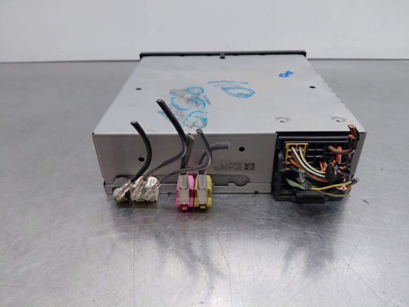 Recambio de sistema audio / radio cd para volkswagen polo life referencia OEM IAM   
