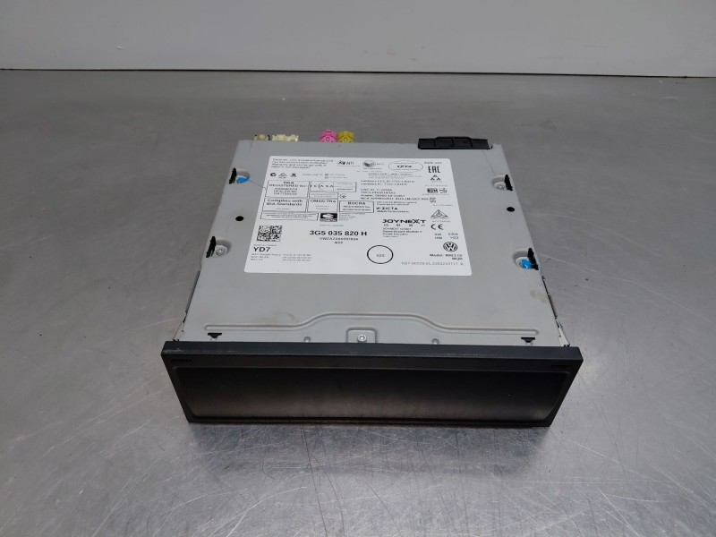 Recambio de sistema audio / radio cd para volkswagen polo life referencia OEM IAM   