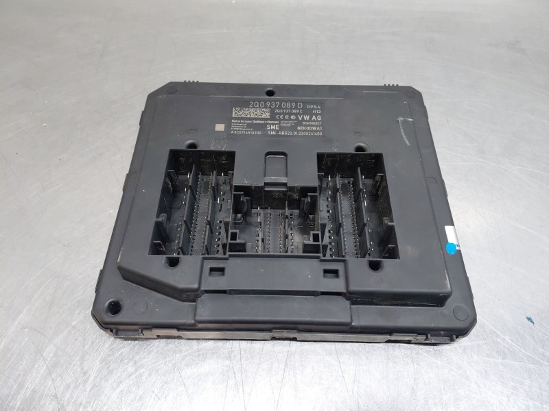 Recambio de modulo confort para volkswagen polo life referencia OEM IAM 200937089D  