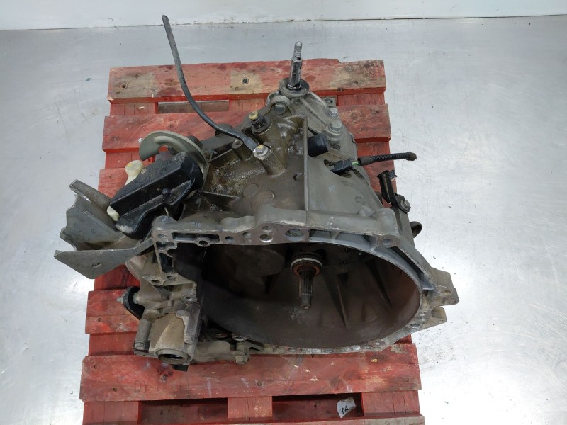 Recambio de caja cambios para citroën c4 ii (nc_) 1.6 bluehdi 100 referencia OEM IAM 20ET27  