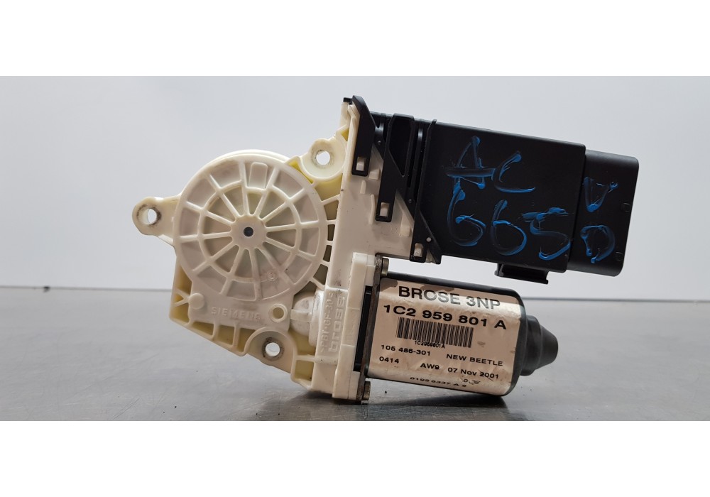 Recambio de motor elevalunas delantero derecho para volkswagen new beetle (9c1/1c1) 1.6 referencia OEM IAM 1C2959801A02L  