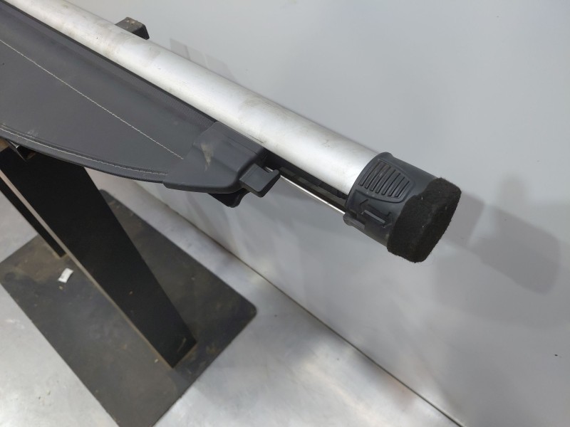 Recambio de bandeja trasera para kia carens ( ) drive referencia OEM IAM 85910A4000WK  