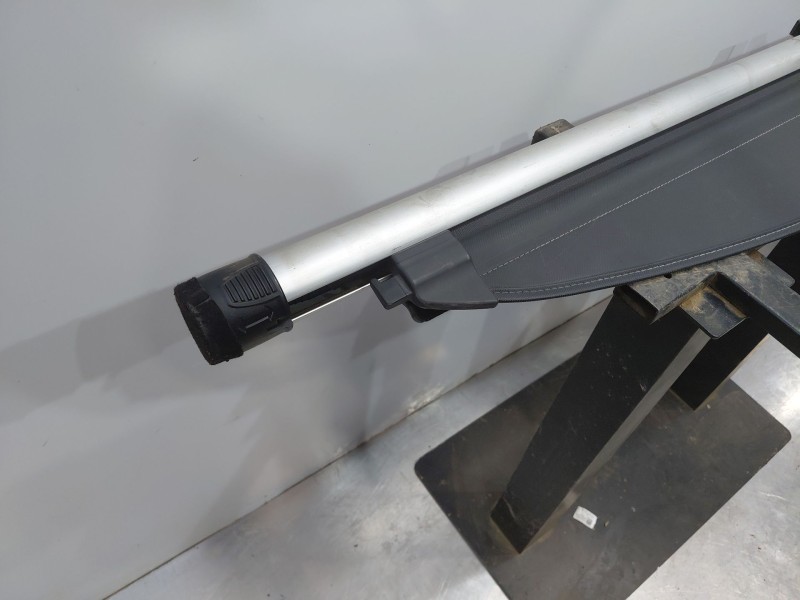 Recambio de bandeja trasera para kia carens ( ) drive referencia OEM IAM 85910A4000WK  