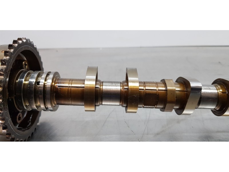 Recambio de arbol de levas para kia sportage basic 2wd referencia OEM IAM 241002B660  