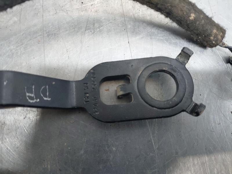 Recambio de enganche del cinturon delantero der para peugeot rifter active pack referencia OEM IAM   