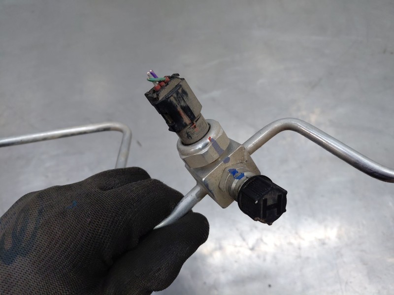 Recambio de tubos aire acondicionado para toyota c-hr hybrid referencia OEM IAM 88716F4021  