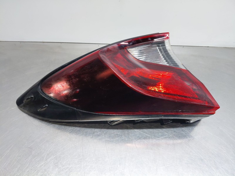 Recambio de piloto trasero izquierdo para toyota c-hr hybrid referencia OEM IAM 81561F4120  