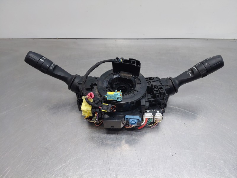 Recambio de anillo airbag para toyota c-hr hybrid referencia OEM IAM 84307F4040  