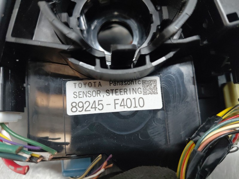 Recambio de anillo airbag para toyota c-hr hybrid referencia OEM IAM 84307F4040  