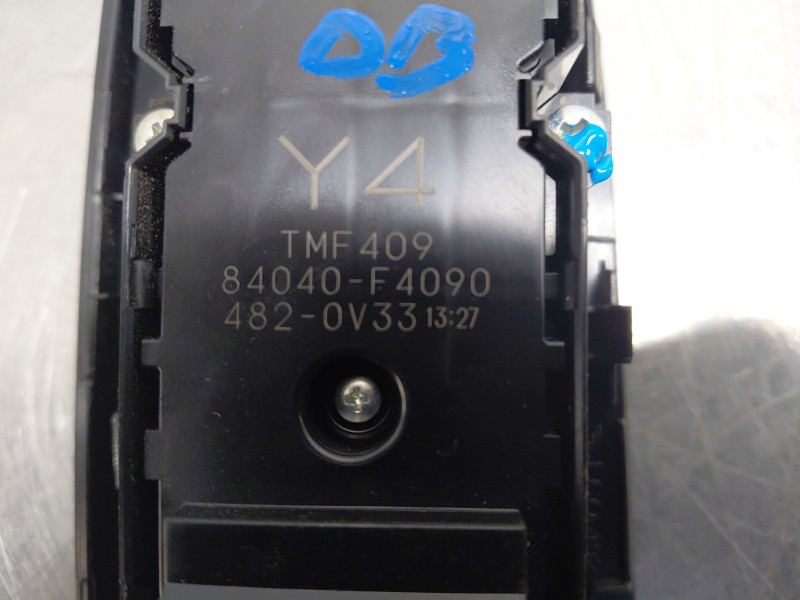 Recambio de mando elevalunas delantero izquierdo para toyota c-hr hybrid referencia OEM IAM 84040F4090  