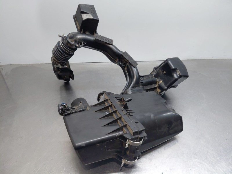 Recambio de filtro aire para toyota c-hr hybrid referencia OEM IAM 177010T140  