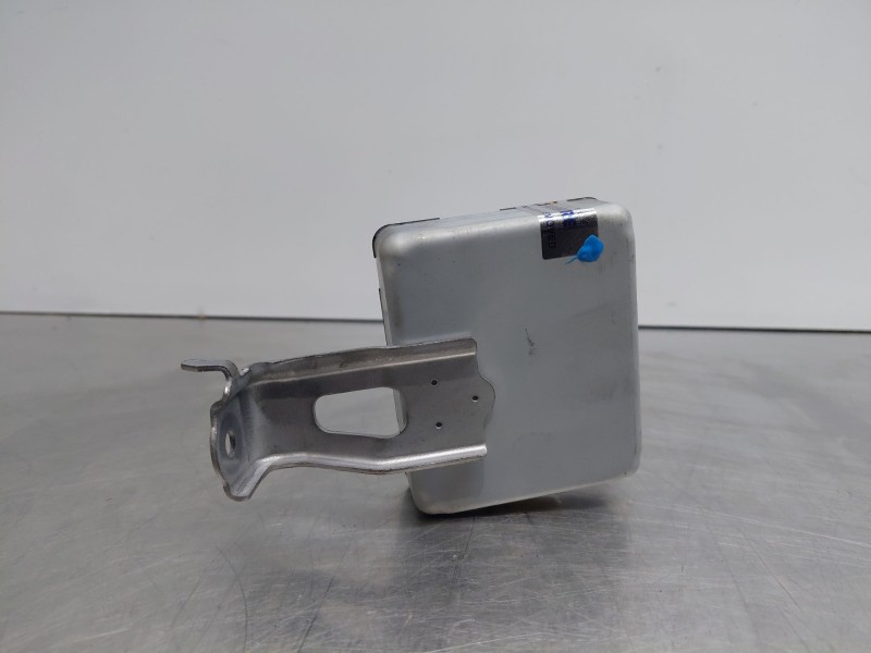 Recambio de modulo electronico para toyota c-hr hybrid referencia OEM IAM 86572-10060  