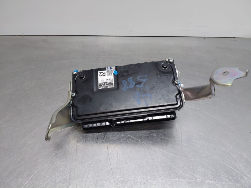Recambio de centralita motor uce para toyota c-hr hybrid referencia OEM IAM 89661F4550  
