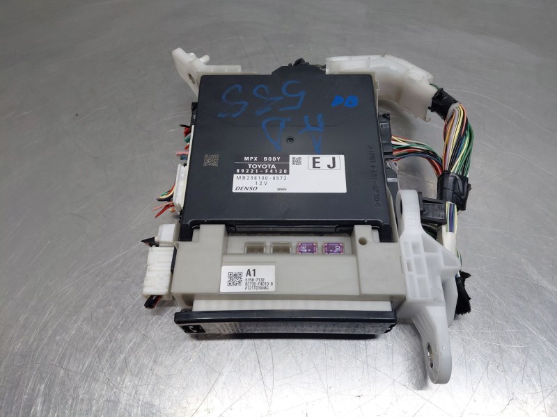 Recambio de modulo electronico para toyota c-hr hybrid referencia OEM IAM 89221-F4120  