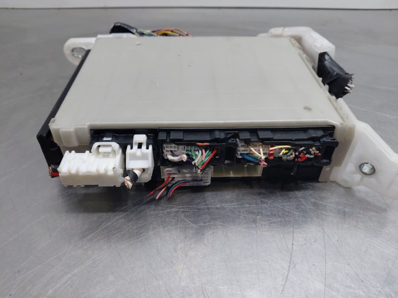 Recambio de modulo electronico para toyota c-hr hybrid referencia OEM IAM 89221-F4120  