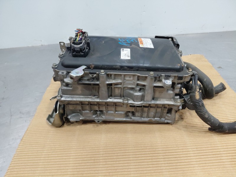 Recambio de bateria para toyota corolla (e21) hybrid referencia OEM IAM G920049136  