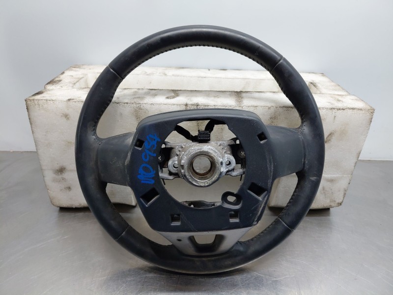 Recambio de volante para toyota corolla touring sports (e21) hybrid referencia OEM IAM 4510202820C1  