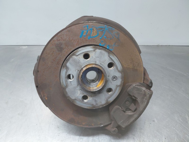 Recambio de mangueta delantera derecha para volkswagen polo life referencia OEM IAM   