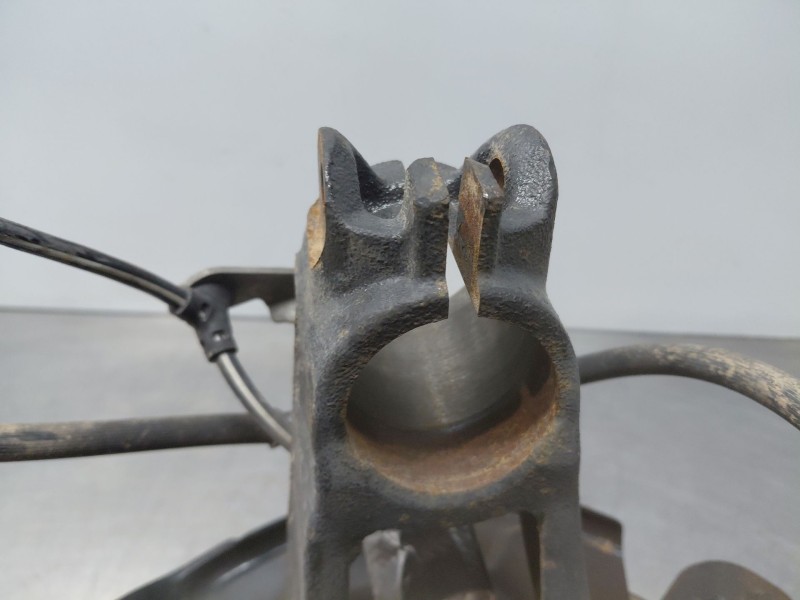 Recambio de mangueta delantera izquierda para volkswagen polo life referencia OEM IAM   