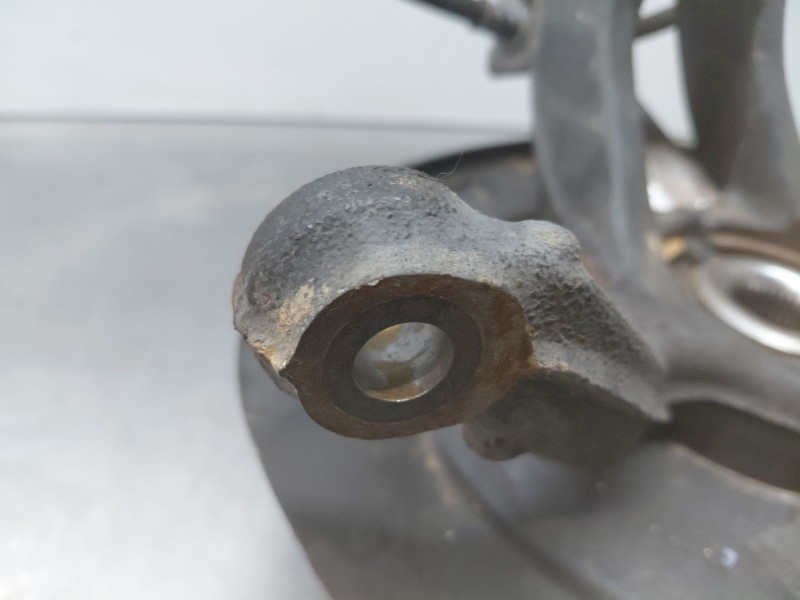 Recambio de mangueta delantera izquierda para volkswagen polo life referencia OEM IAM   