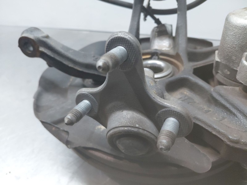 Recambio de mangueta delantera izquierda para volkswagen polo life referencia OEM IAM   