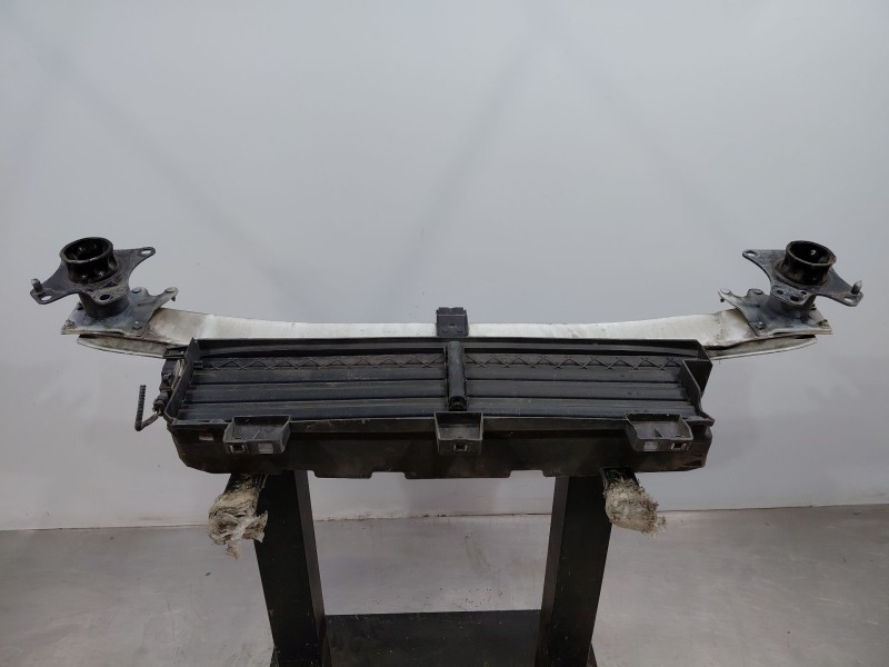 Recambio de refuerzo paragolpes delantero para peugeot 508 sw i (8e_) 2.0 bluehdi 150 referencia OEM IAM   