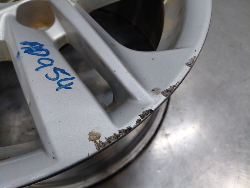 Recambio de llanta para toyota corolla touring sports (e21) hybrid referencia OEM IAM   