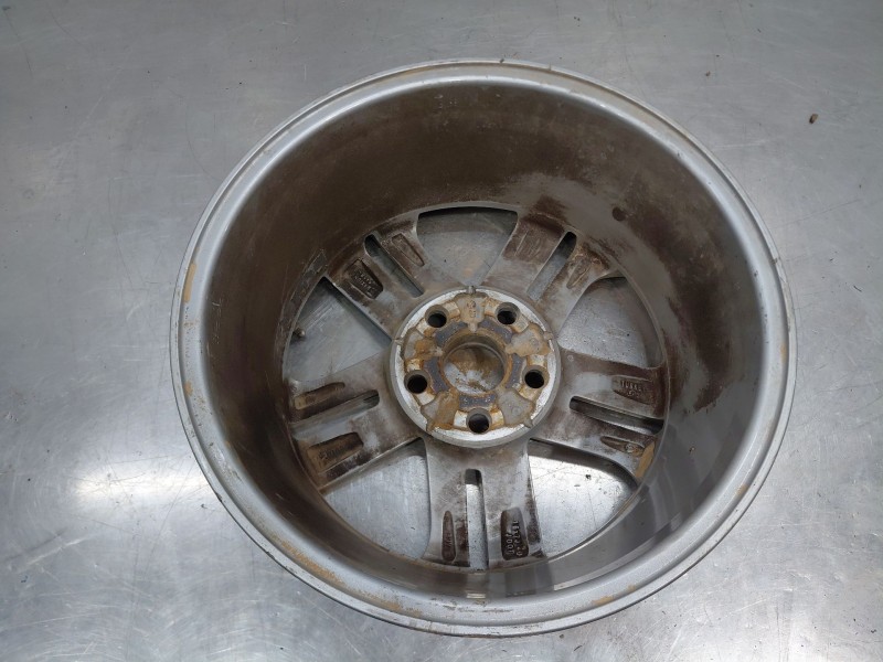 Recambio de llanta para toyota corolla touring sports (e21) hybrid referencia OEM IAM   