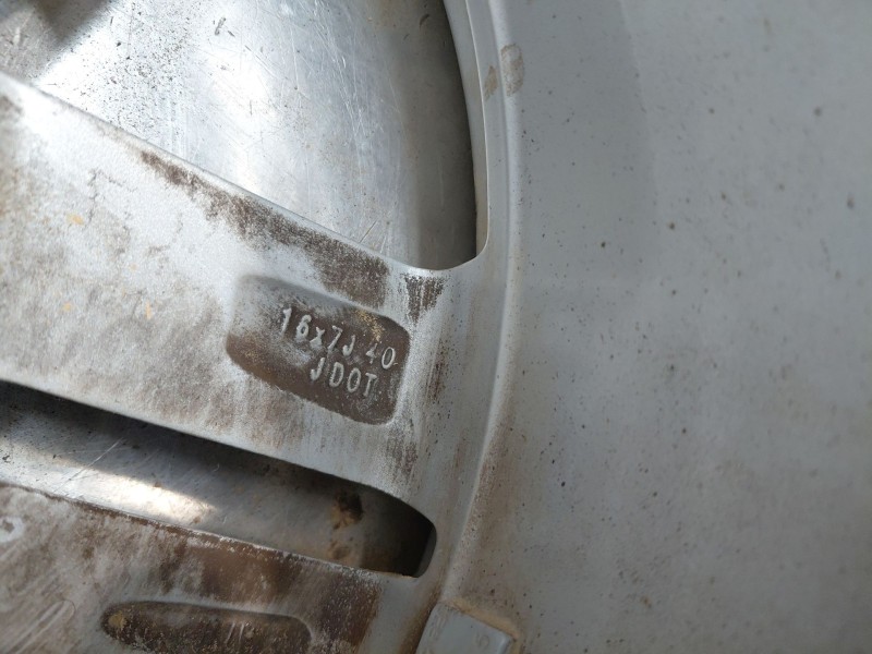 Recambio de llanta para toyota corolla touring sports (e21) hybrid referencia OEM IAM   