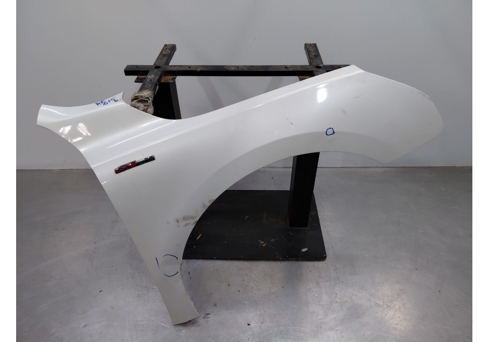 Recambio de aleta delantera derecha para peugeot 508 sw i (8e_) 2.0 bluehdi 150 referencia OEM IAM   