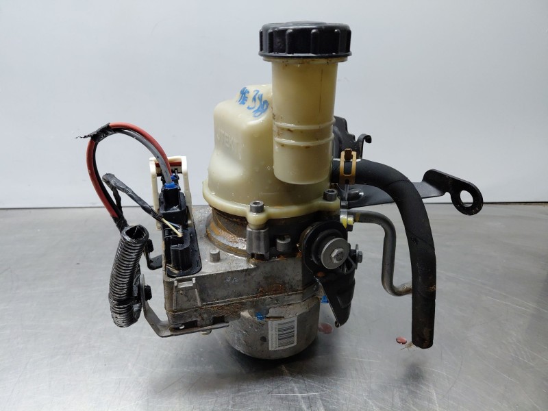 Recambio de bomba direccion para dacia dokker acces referencia OEM IAM 491100842R  