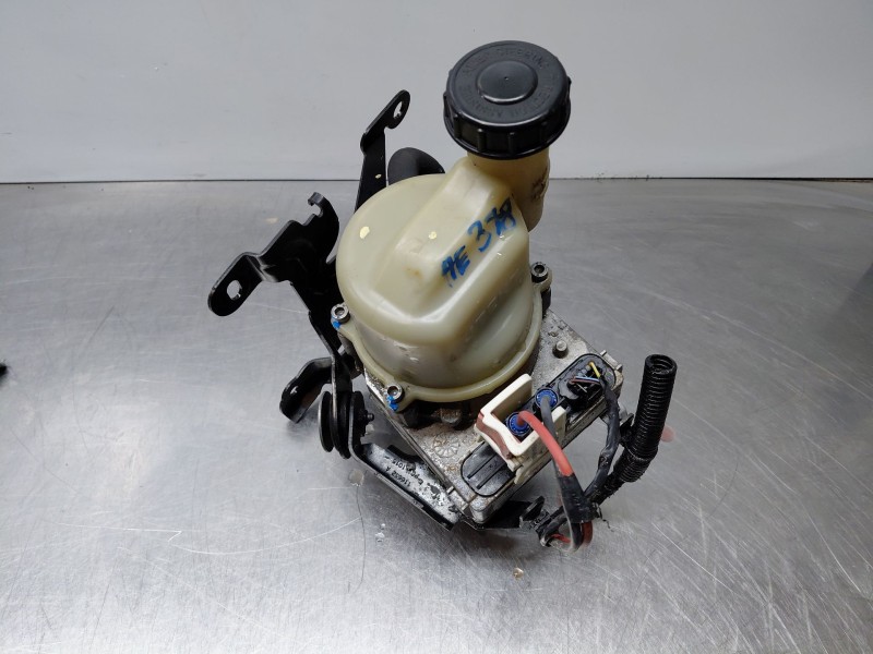 Recambio de bomba direccion para dacia dokker acces referencia OEM IAM 491100842R  