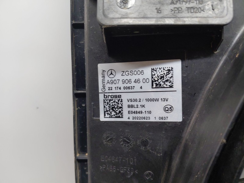 Recambio de electroventilador para mercedes-benz sprinter iii furgón fwd kl3a4 referencia OEM IAM   
