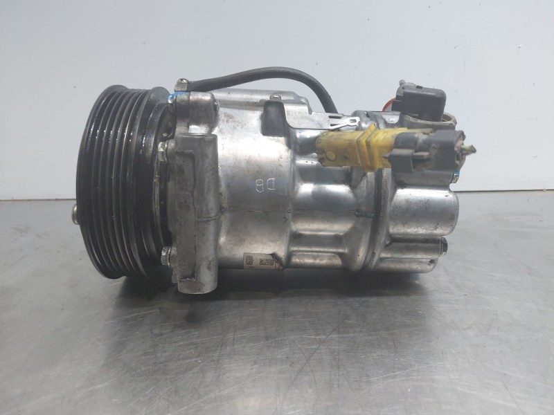 Recambio de compresor aire acondicionado para peugeot 207/207+ (wa_, wc_) 1.6 hdi referencia OEM IAM 9822826880  