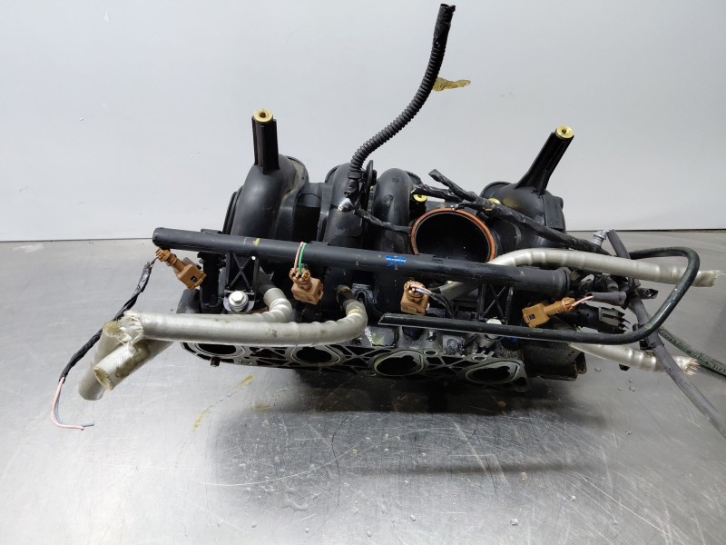 Recambio de colector admision para dacia dokker acces referencia OEM IAM 140035357R  