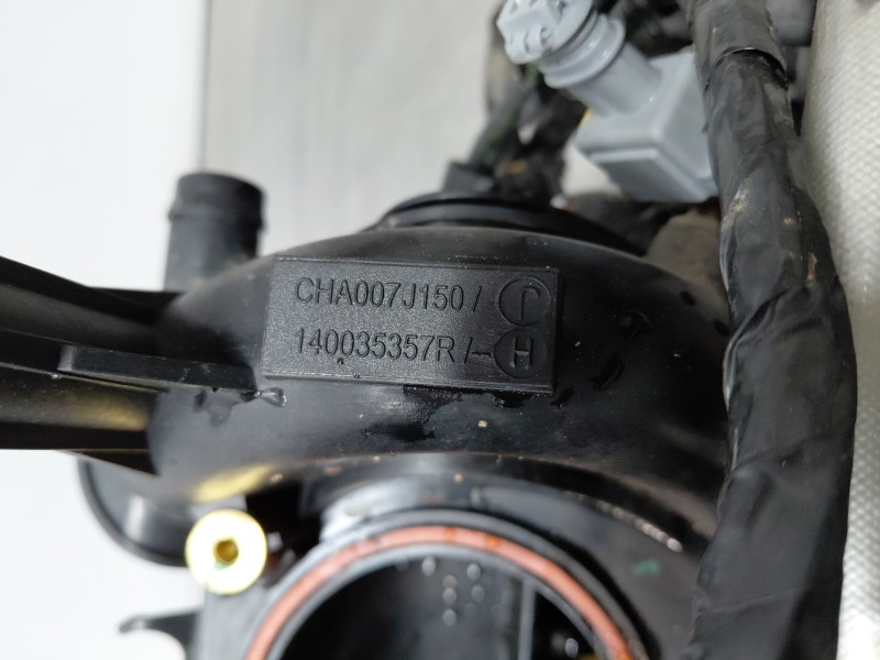 Recambio de colector admision para dacia dokker acces referencia OEM IAM 140035357R  