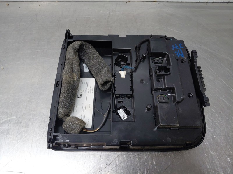 Recambio de luz interior para mercedes-benz sprinter iii furgón fwd kl3a4 referencia OEM IAM   