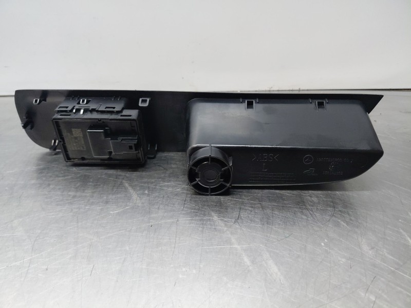 Recambio de mando elevalunas delantero izquierdo para mercedes-benz sprinter iii furgón fwd kl3a4 referencia OEM IAM   