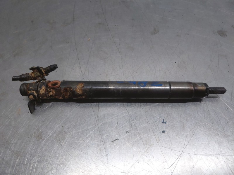 Recambio de inyector para ford kuga i 2.0 tdci referencia OEM IAM   