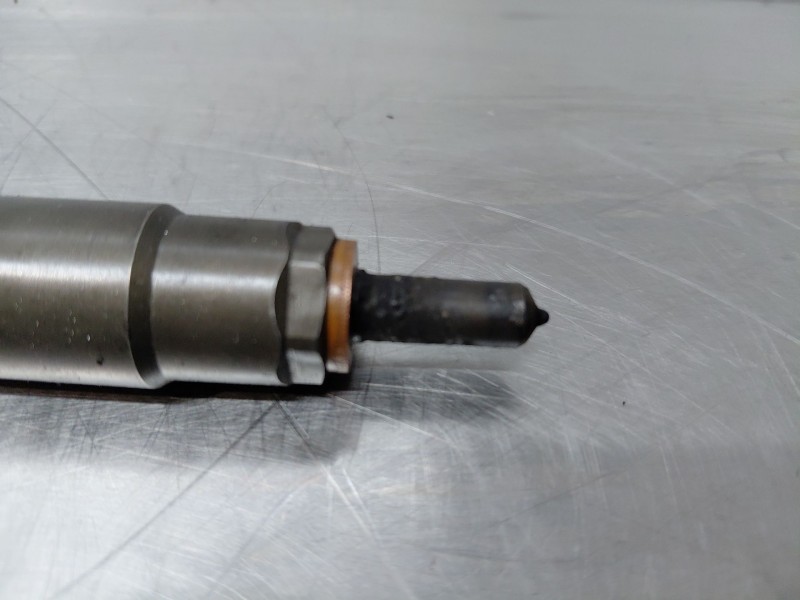 Recambio de inyector para peugeot 508 sw gt line referencia OEM IAM   