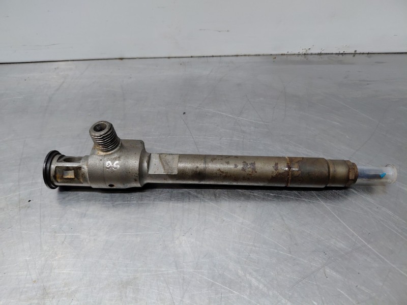 Recambio de inyector para peugeot 508 sw gt line referencia OEM IAM   