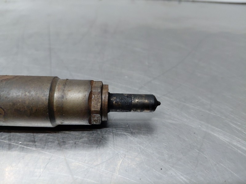 Recambio de inyector para peugeot 508 sw gt line referencia OEM IAM   