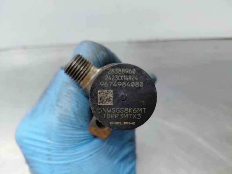 Recambio de inyector para peugeot 508 sw gt line referencia OEM IAM   