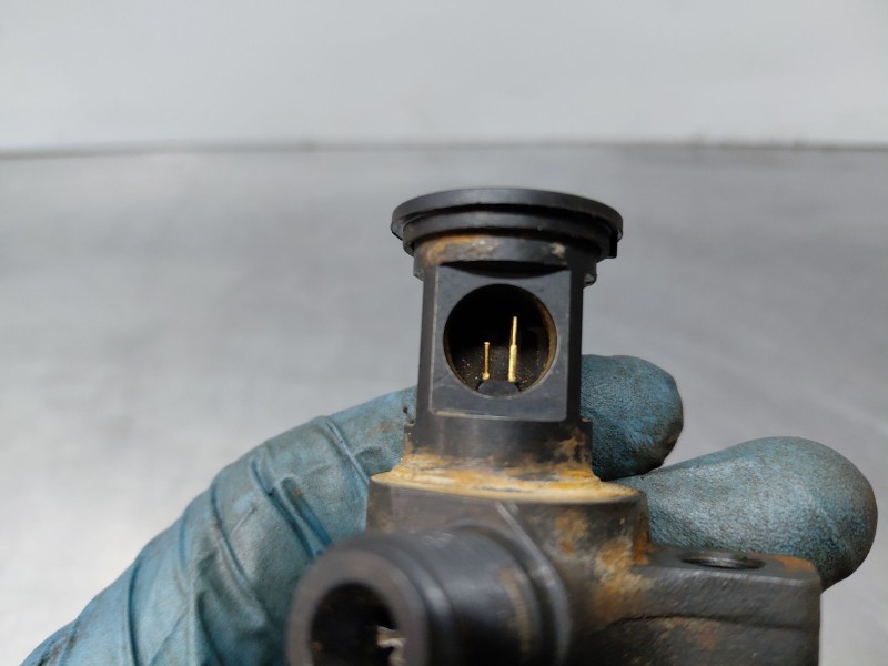 Recambio de inyector para peugeot 508 sw gt line referencia OEM IAM   